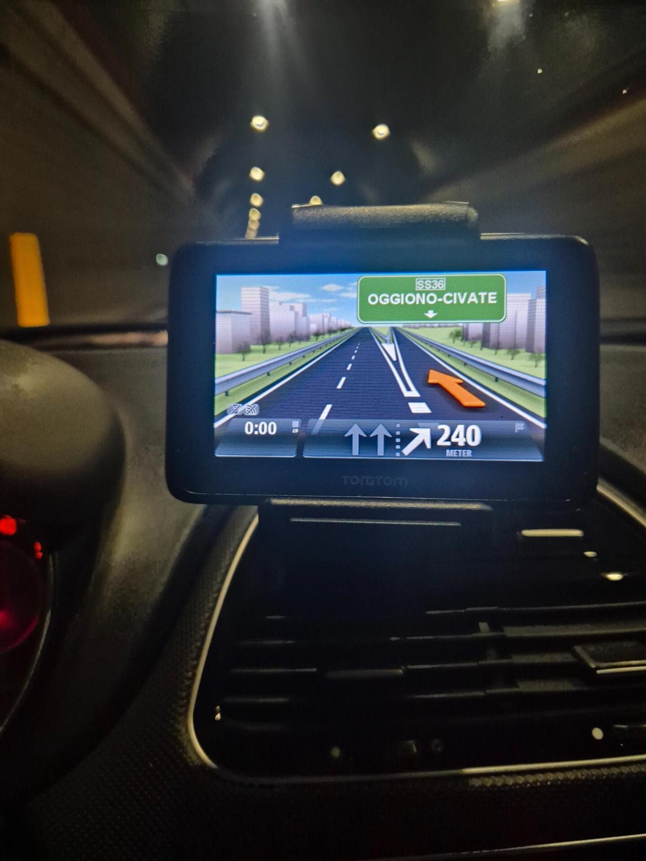 Fiat Punto 1.2 8V 5 porte euro 6 neo patentati