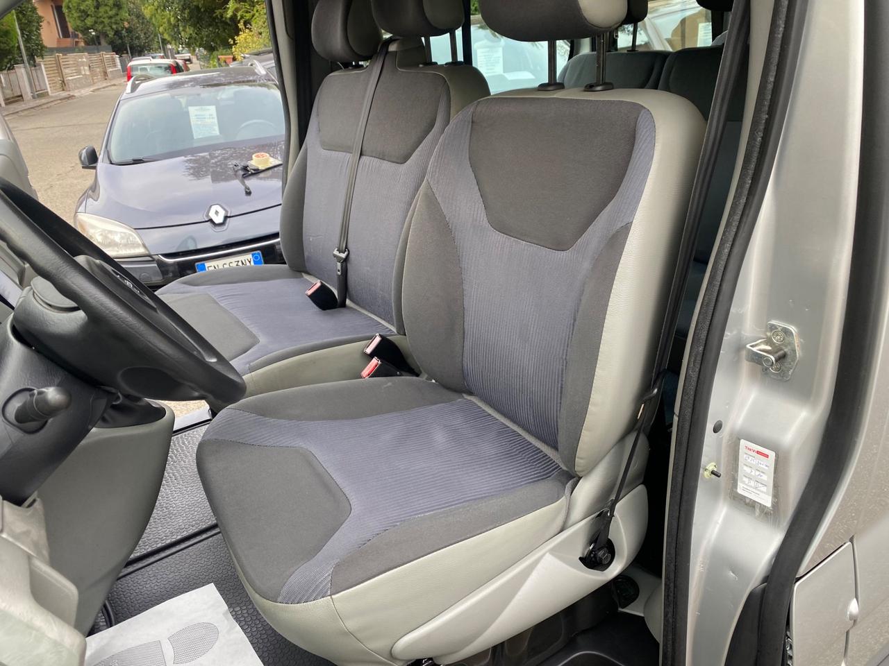 Opel Vivaro 27 2.0 CDTI 115 CV. PC-TN Combi 9 posti