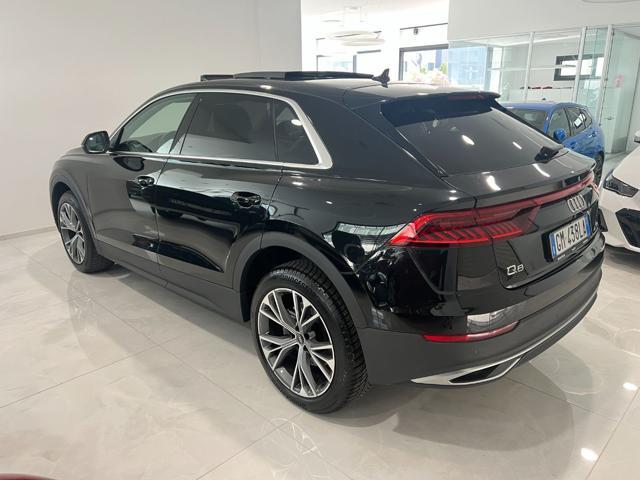 AUDI Q8 50 TDI 286 CV Quattro tiptronic Tetto apribile