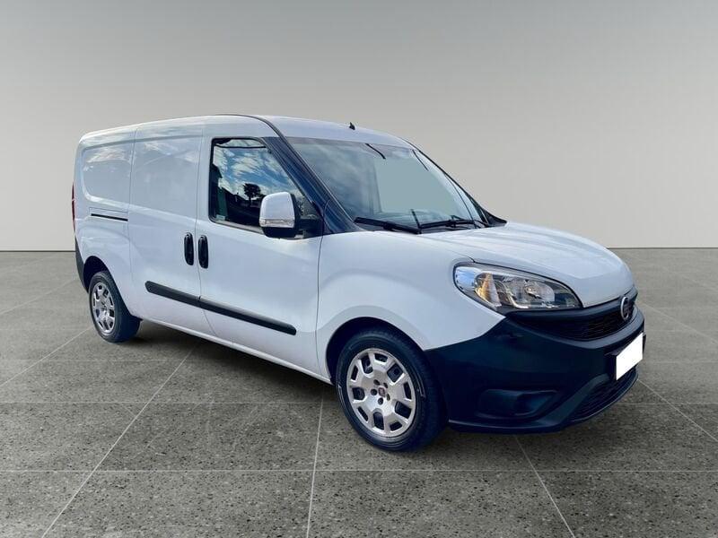 FIAT Doblò CARGO MAXI 1.6 M-jet 105CV SX 3 POSTI E6