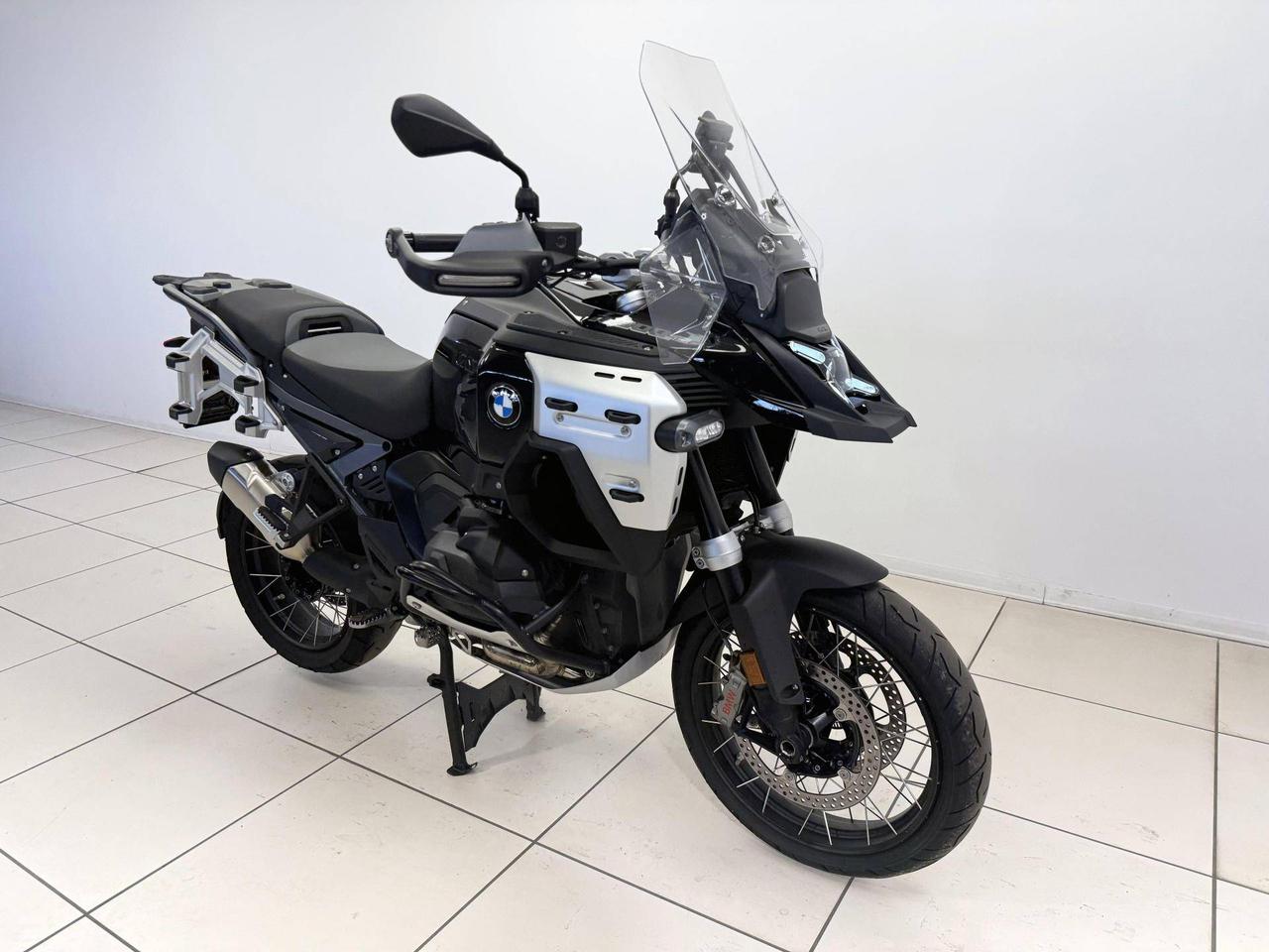 BMW R 1300 GS Adventure Triple Black