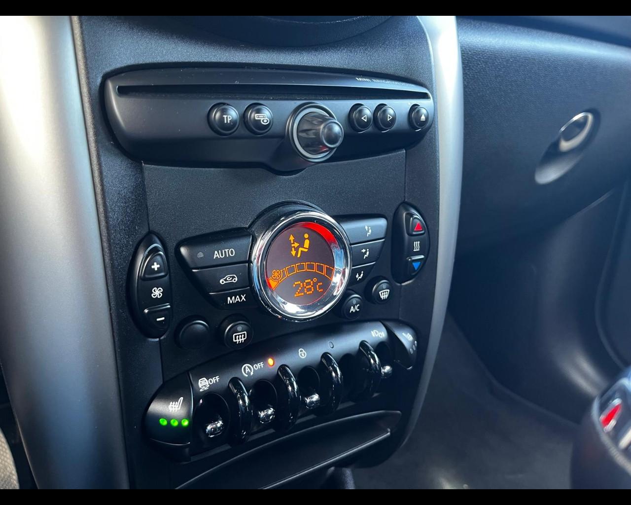 MINI MINI COUNTRYMAN 1.6D COOPER BUSINESS E6