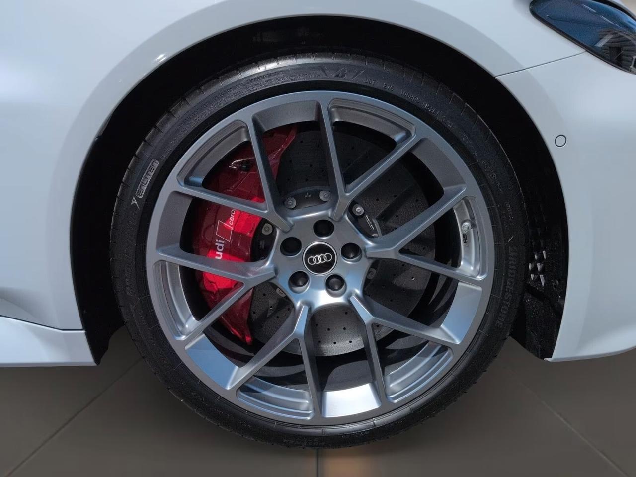 Audi RS5 avant