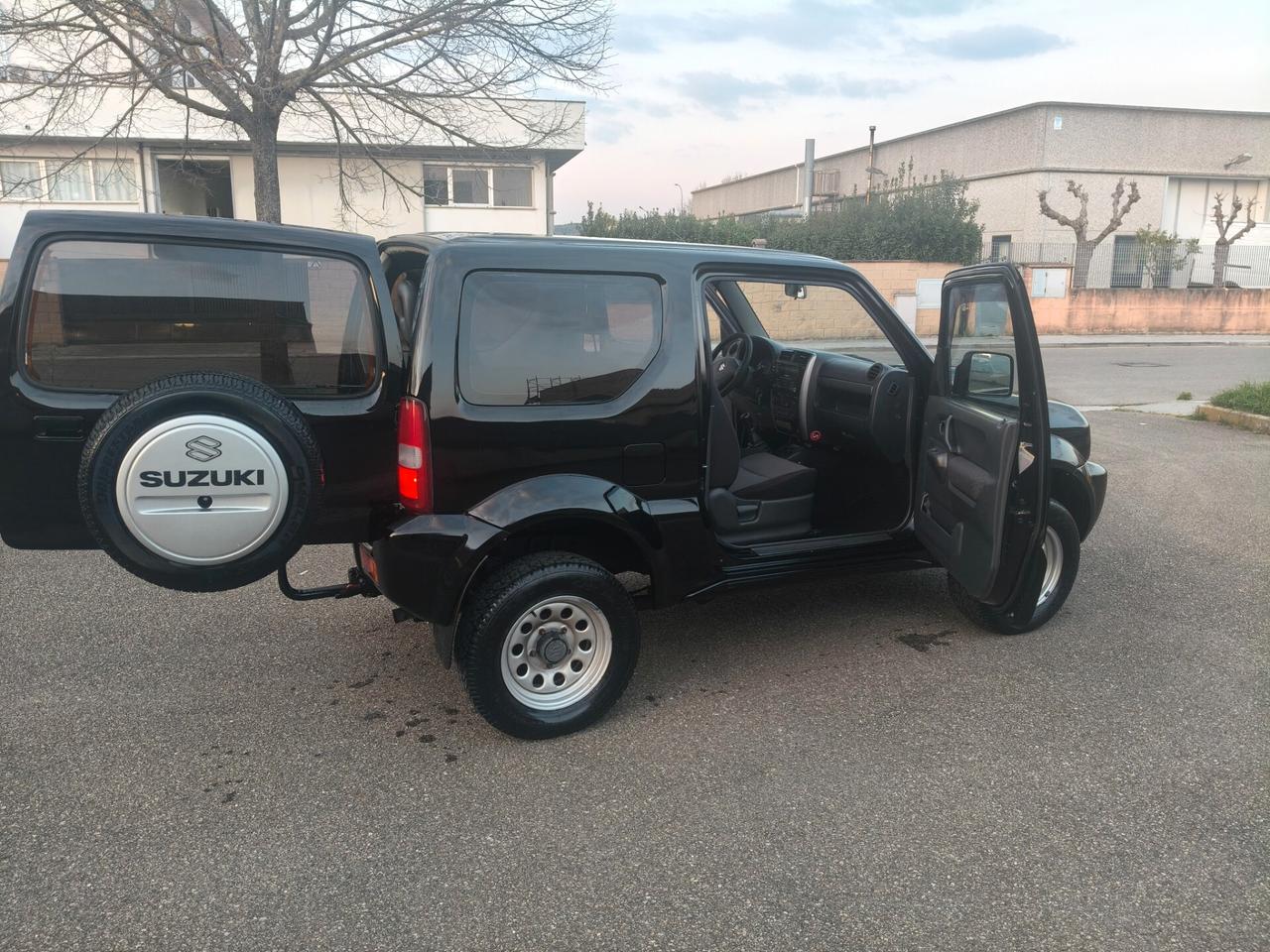 Suzuki Jimny 1.5 DDiS 4WD 06 SOLO 146.000 KM