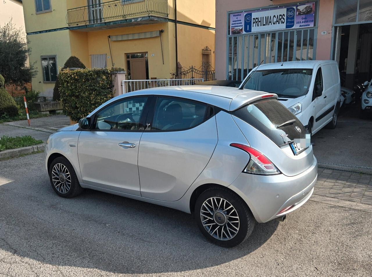 Lancia Ypsilon 1.2 69 CV 5 porte GPL Ecochic Gold