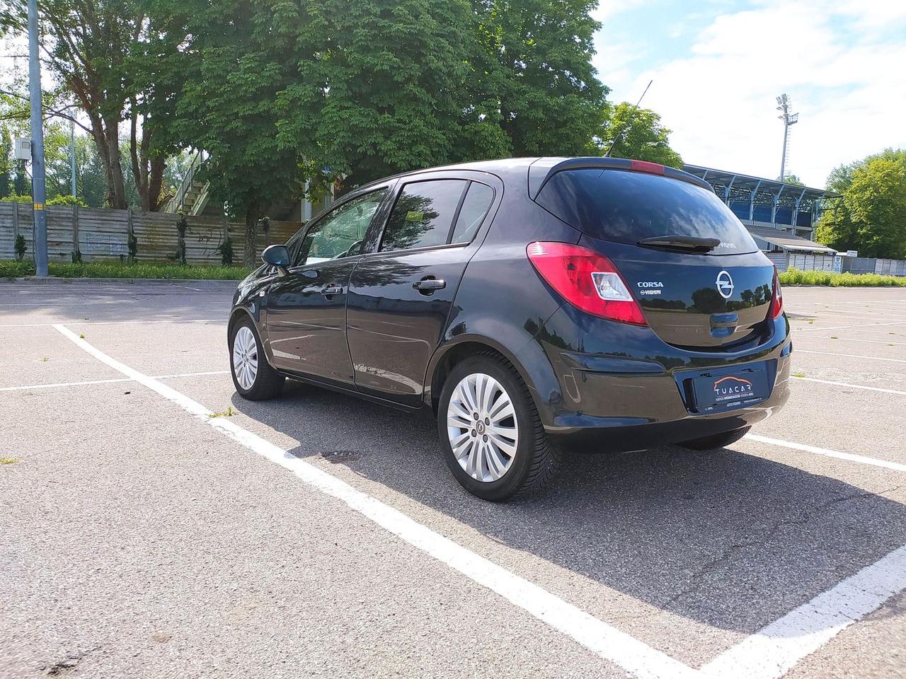 Opel Corsa Cosmo 1.2 #11303
