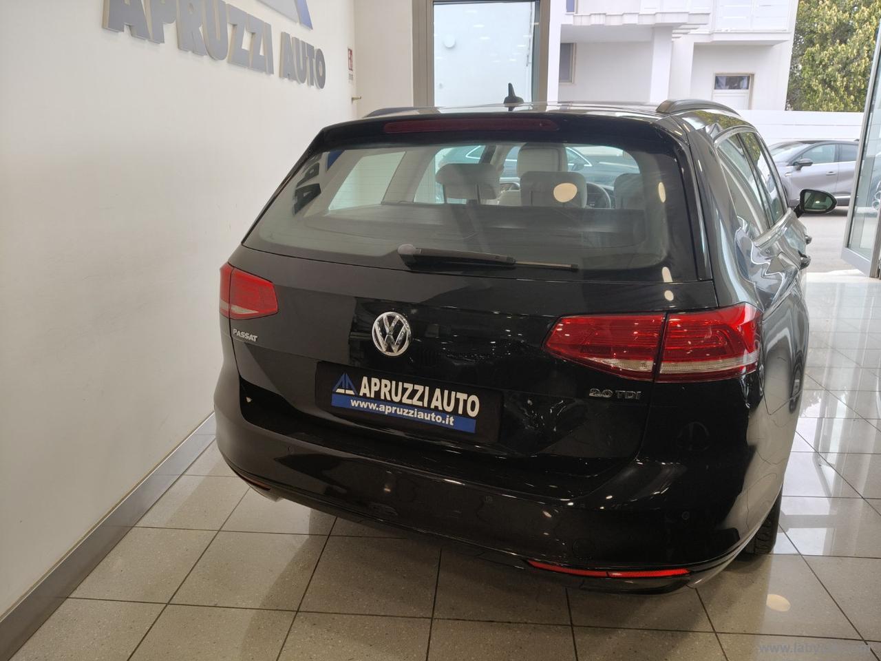 VOLKSWAGEN Passat Variant 2.0 TDI DSG Business BMT