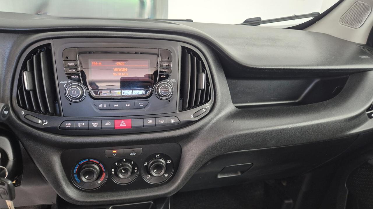 FIAT DOBLO 1.4 T-JET METANO 7 POSTI