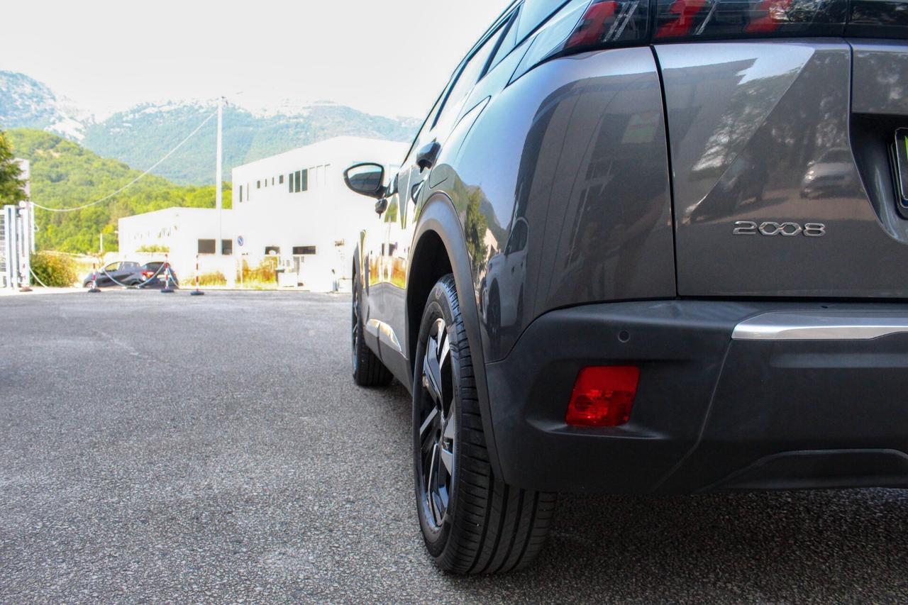 Peugeot 2008 BlueHDi 100 S&S Allure