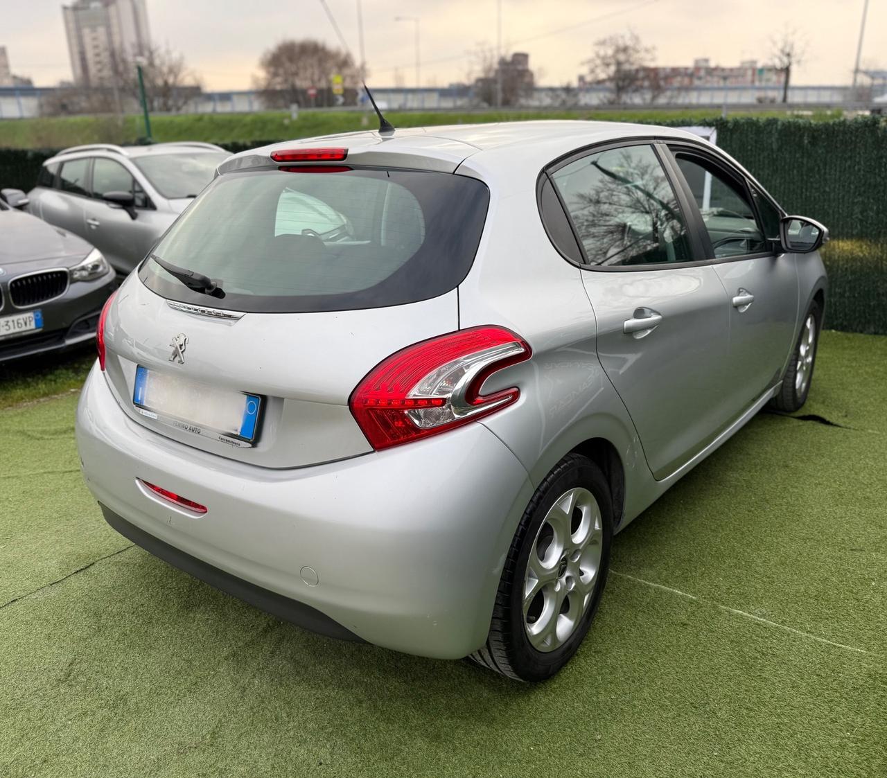 Peugeot 208 2013 1.4 DIESEL NEOPATENTATI