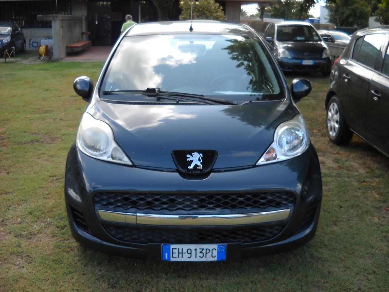 Peugeot 107 1.0 68CV 5p. Plaisir