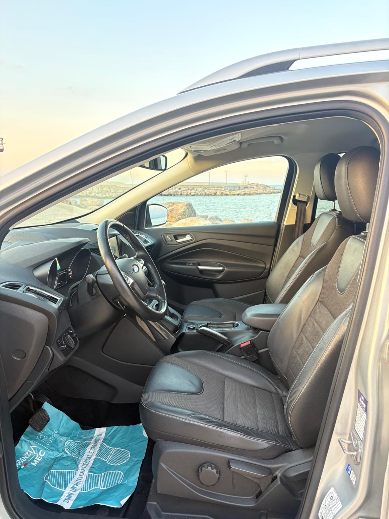 Ford Kuga 2.0 TDCI 150 CV S&S 4WD Business