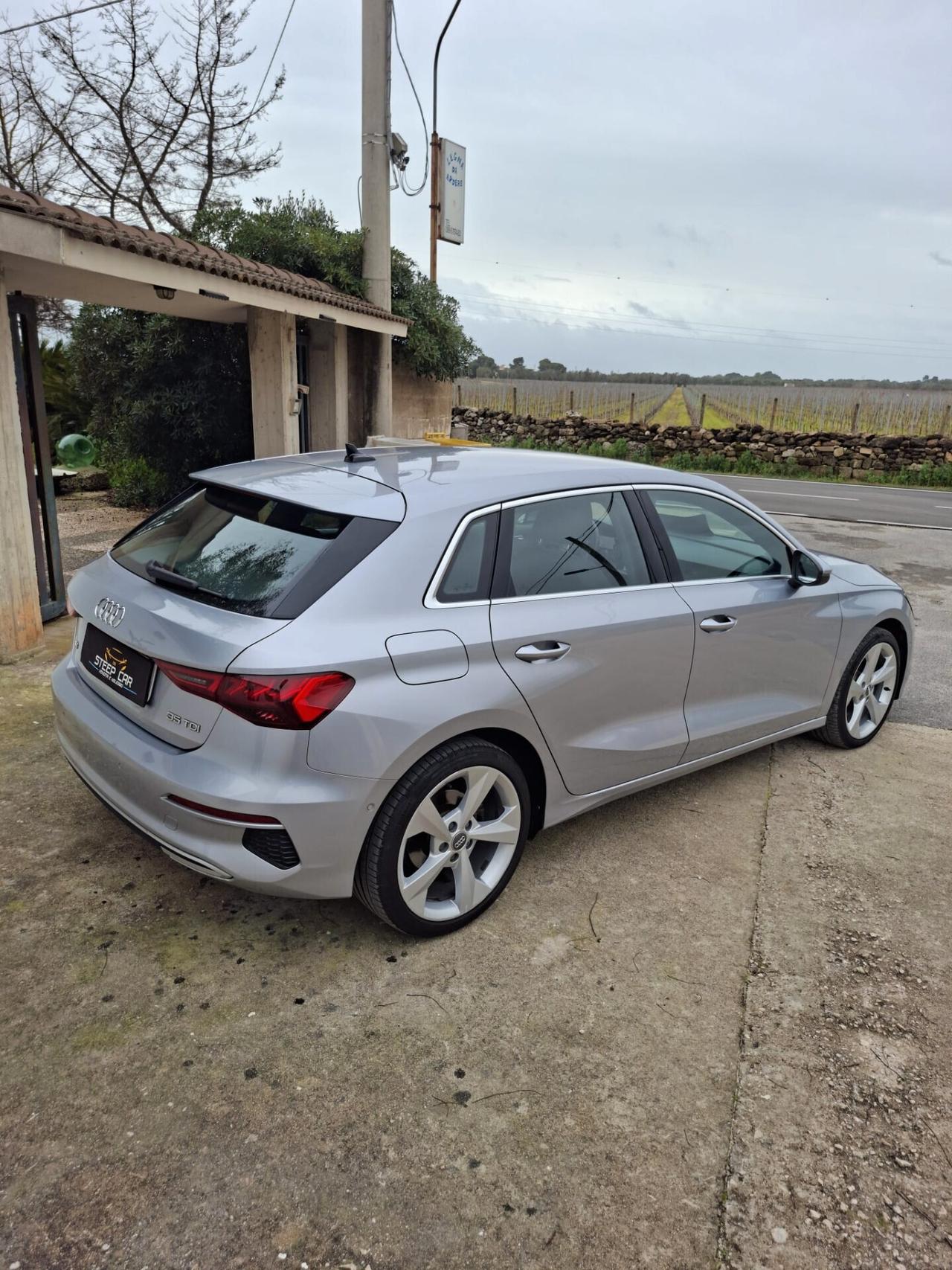 Audi A3 SPB 35 TDI S tronic line edition FULL OPTIONAL