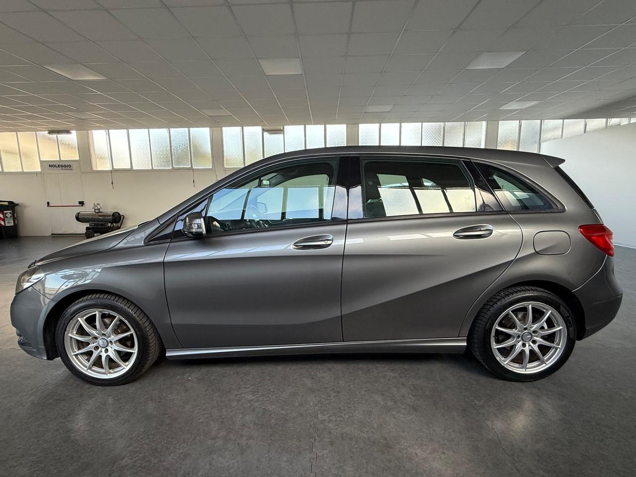 Mercedes-benz B 180 CDI BlueEFFICIENCY Premium MOTORE MERCEDES