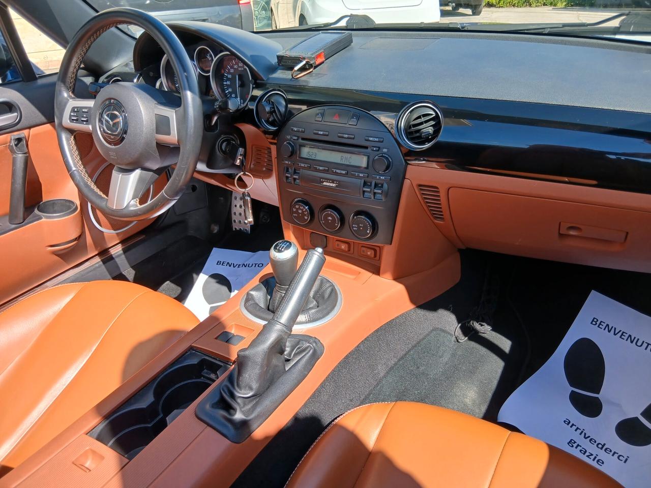 Mazda MX-5 Roadster 2.0L 16V