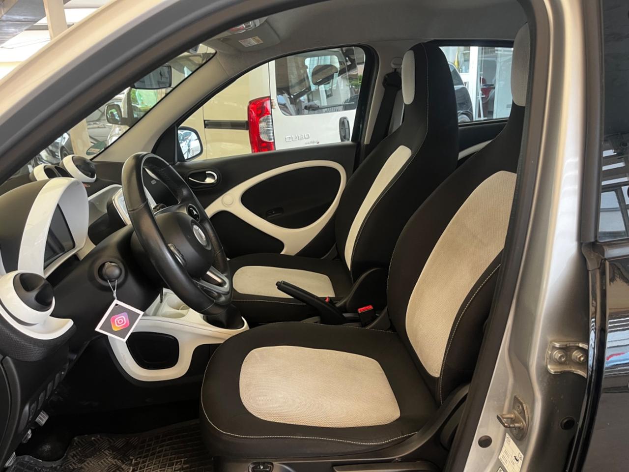Smart ForFour 70 1.0 Passion