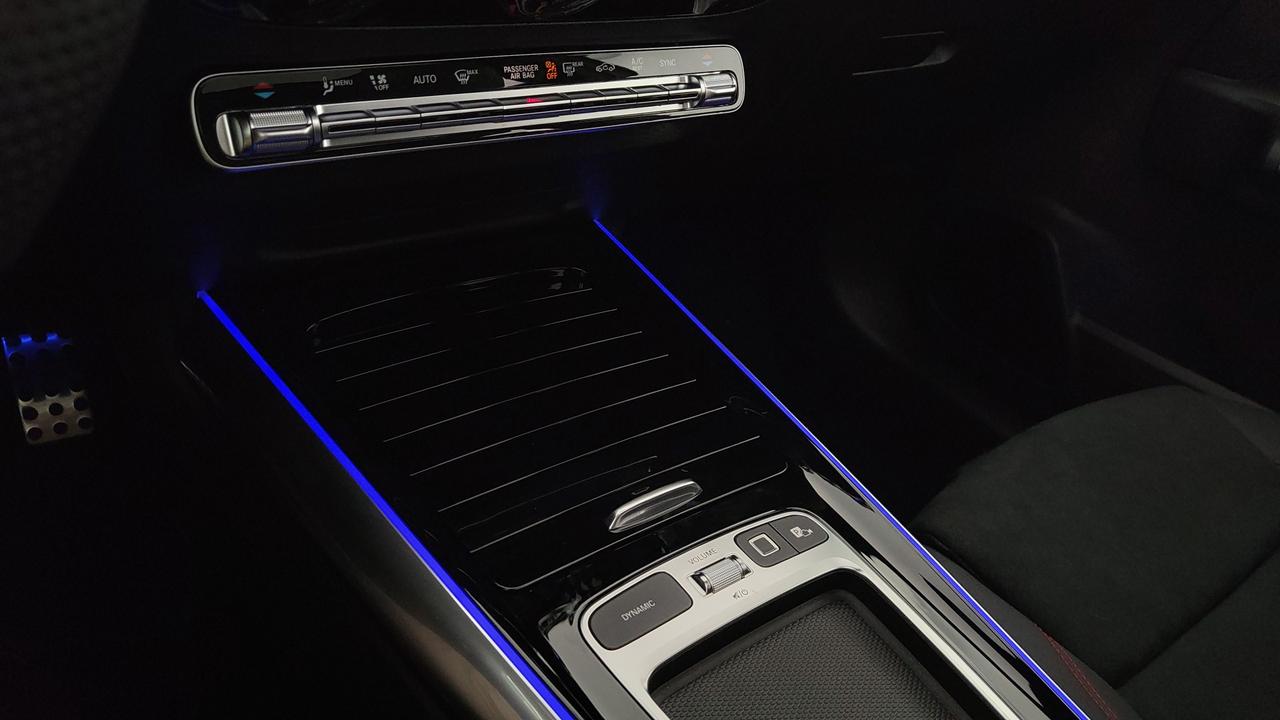 Mercedes-Benz GLA 200 d automatic