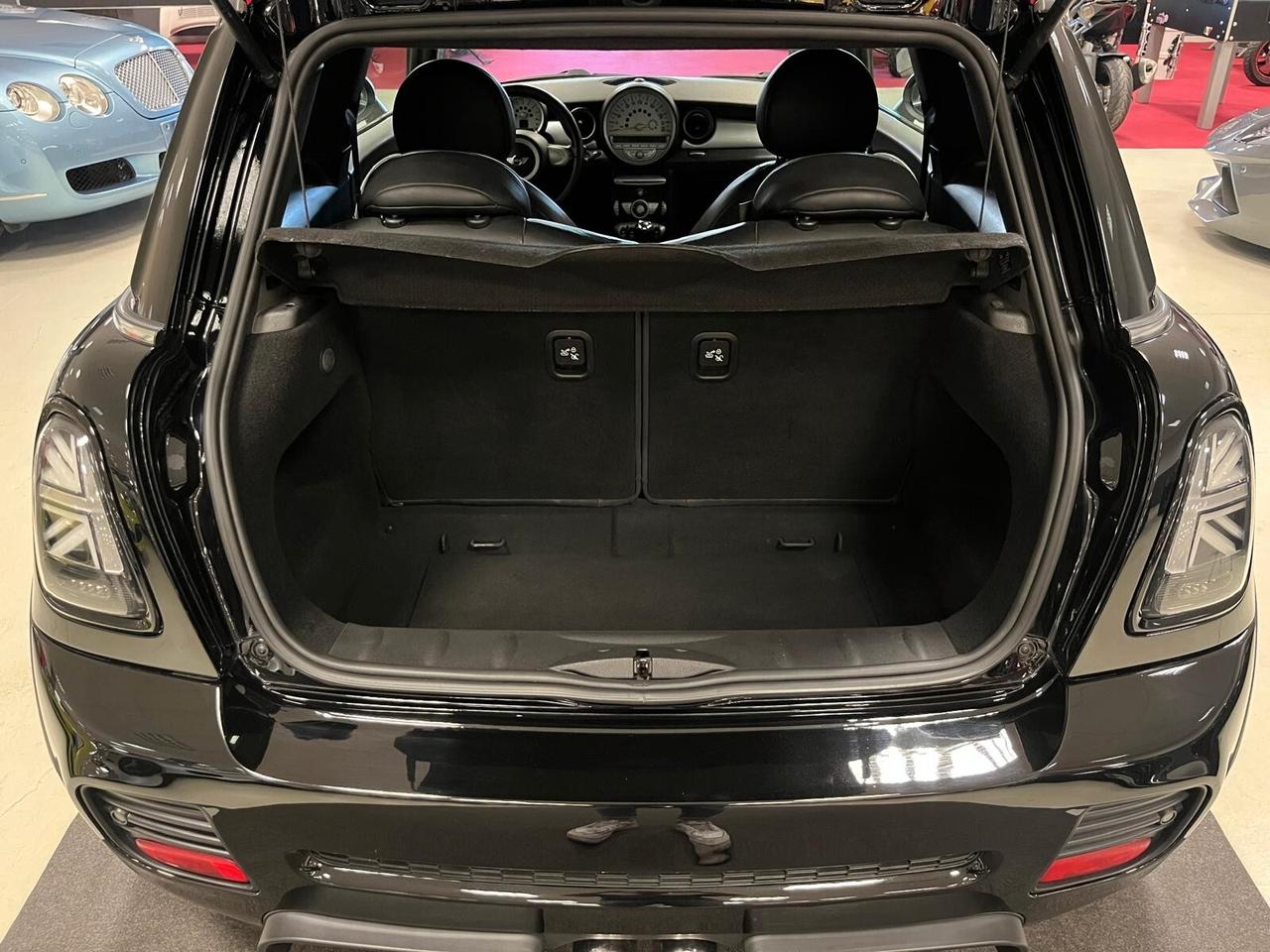 Mini 1.6 16V Cooper S allestimento JCW