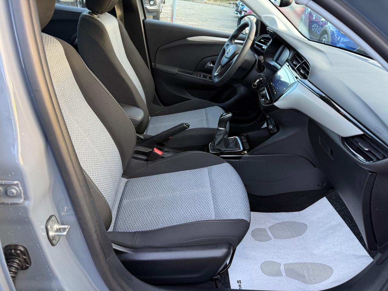 Opel Corsa 1.2 75CV MT5 NEOPATENTATI