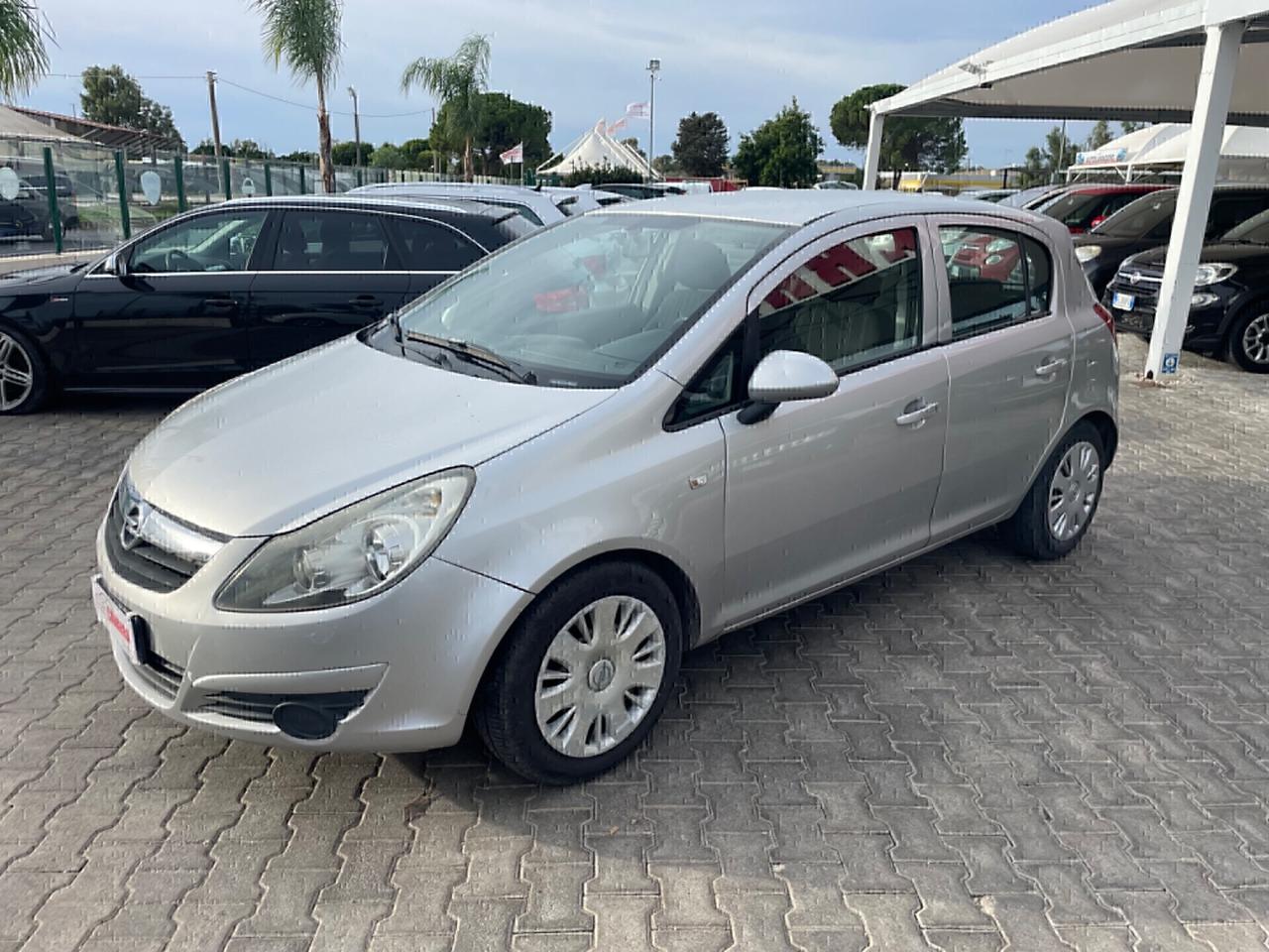 Opel Corsa 1.2 5 porte Enjoy