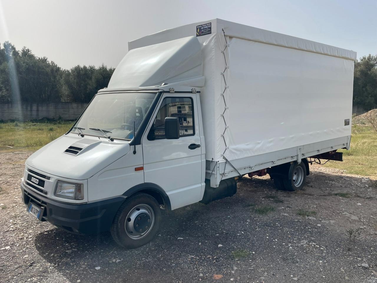 Iveco Daily 35.12 turbo centinato alza e bassa cassone cm. 470x220