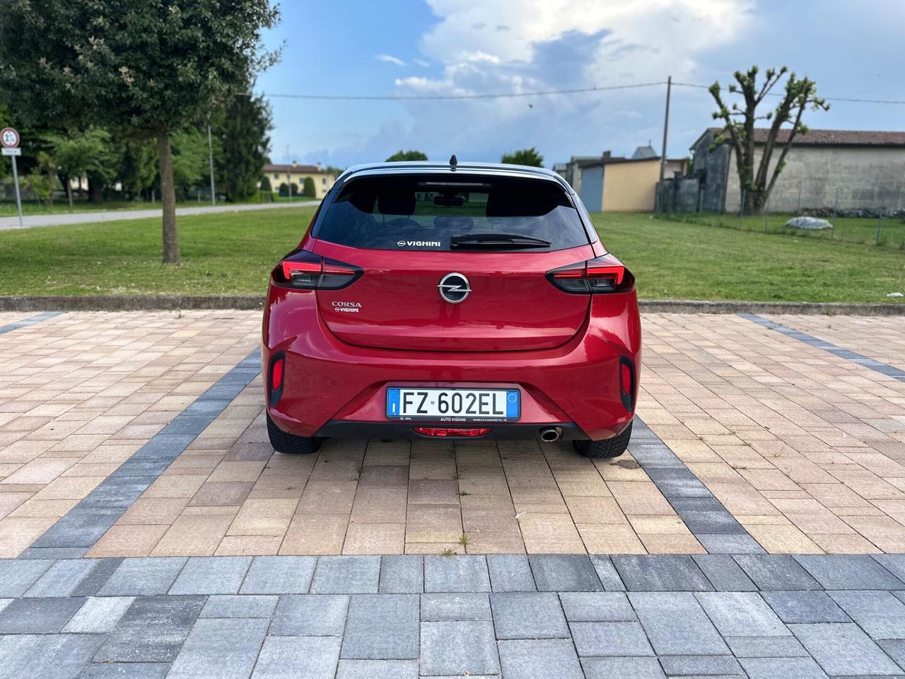 Opel Corsa 1.5 D 100 CV GS Line NEOPATENTATI