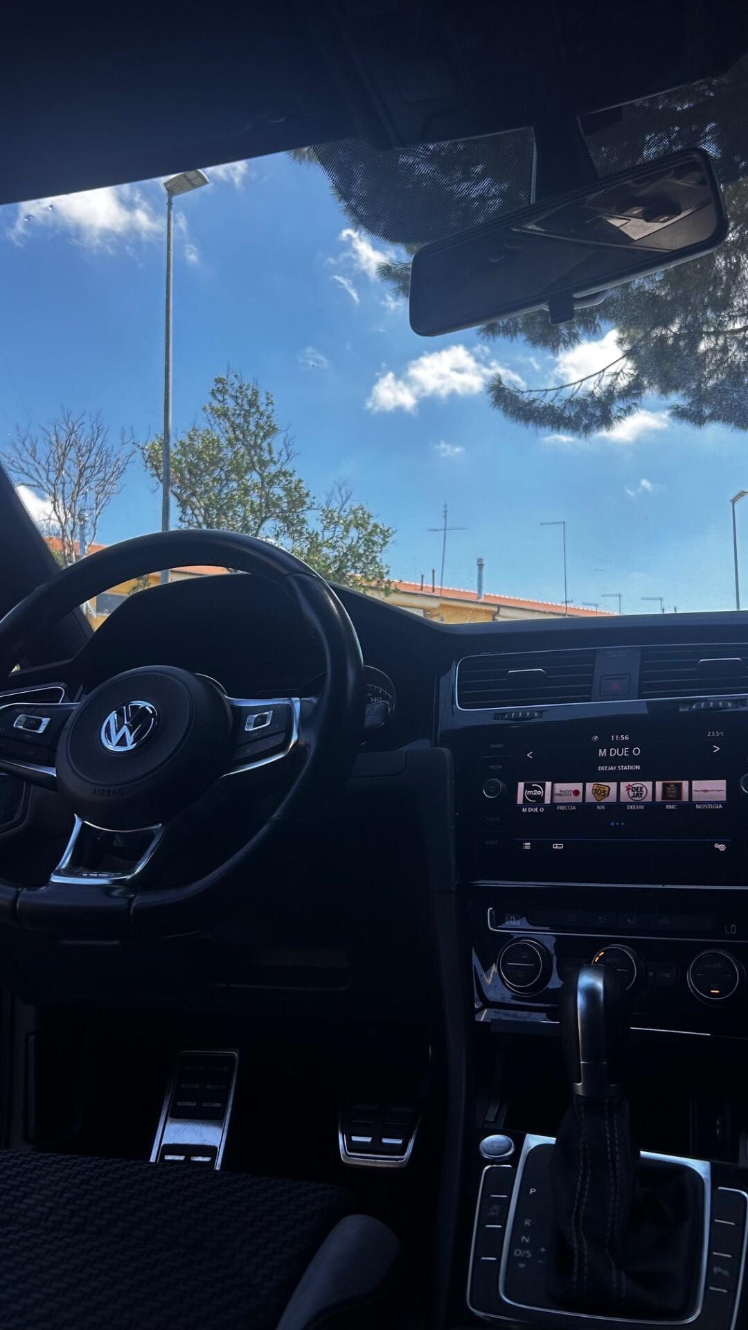 Volkswagen Golf R-Line 1.6 TDI 115CV DSG 5p. Business BlueMotion Technology