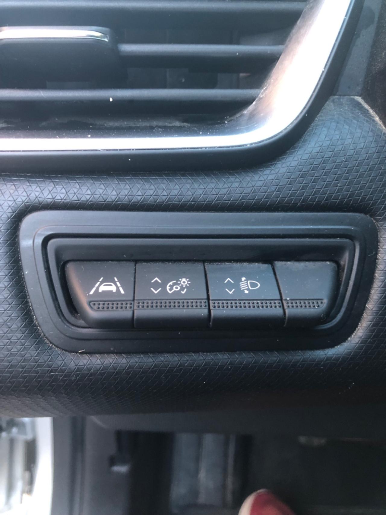 Renault Clio TCe 90 CV 5 porte Techno