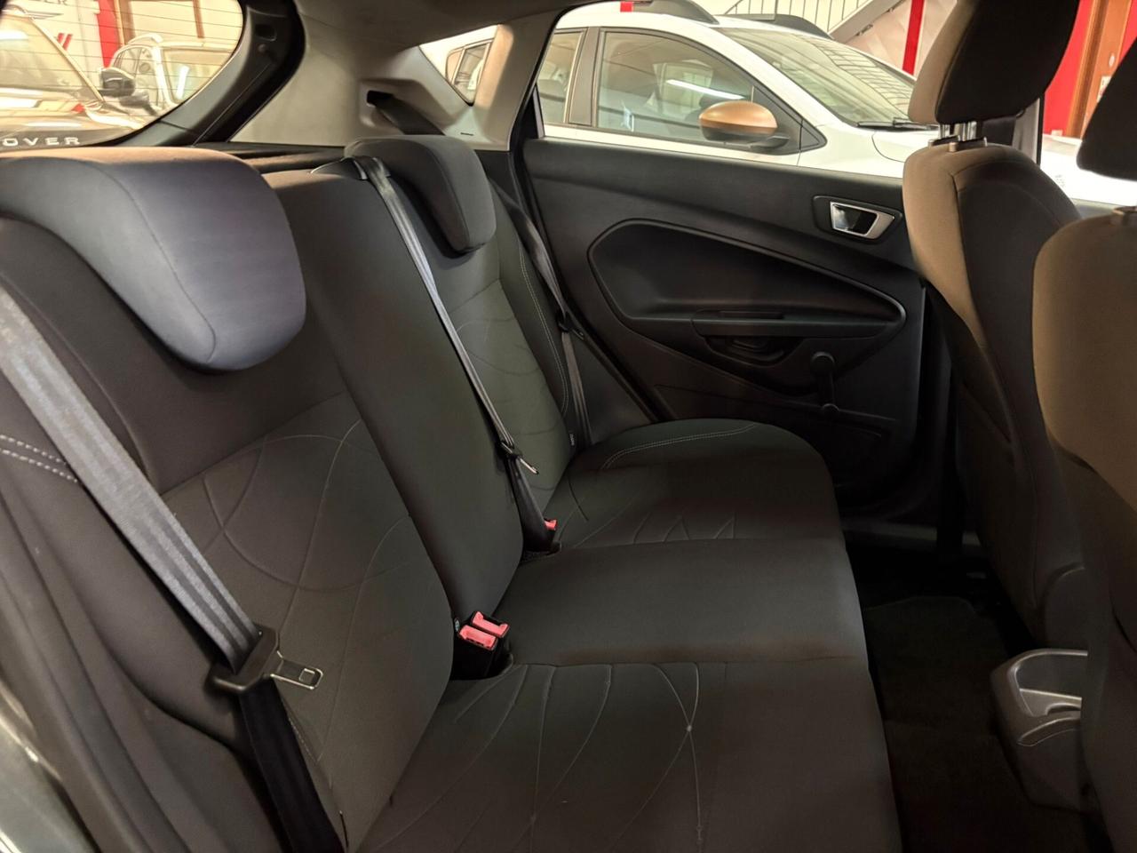 Ford Fiesta 1.5 TDCi 75CV 5 porte Business