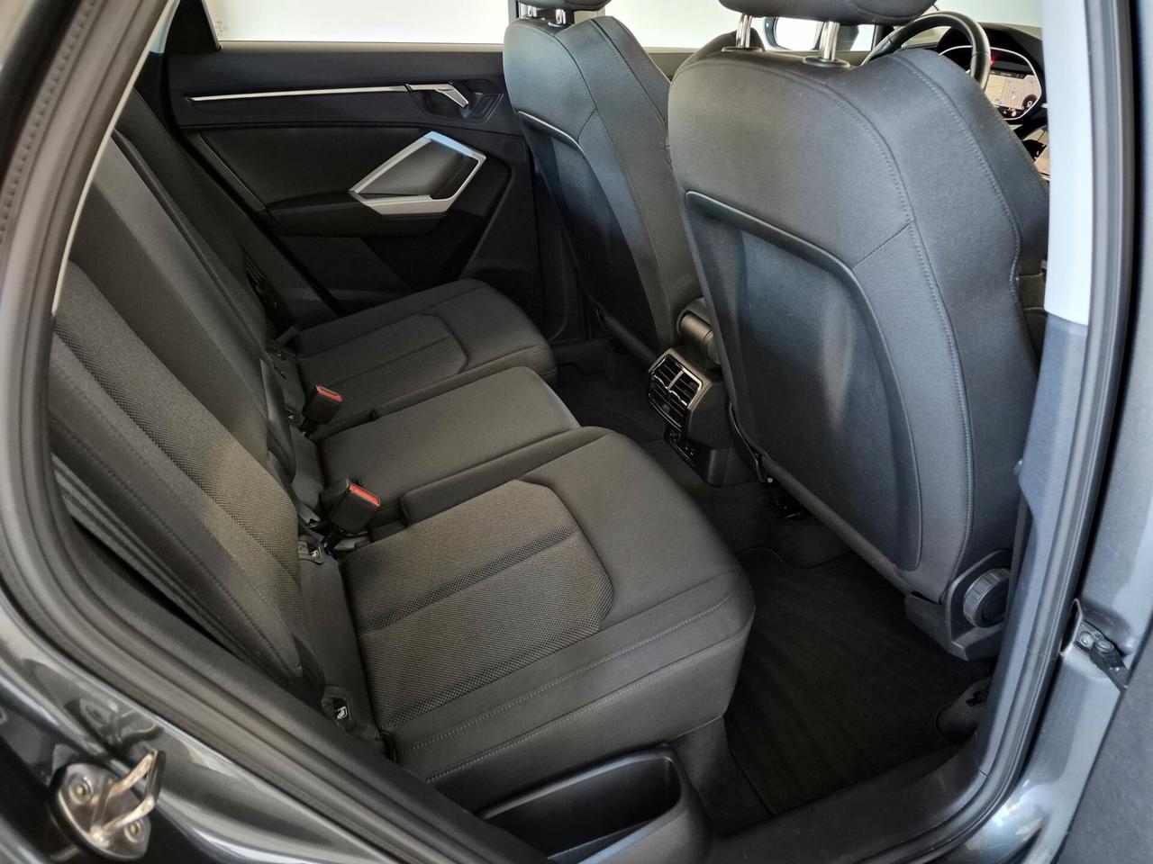 Audi Q3 SPORTBACK 35 TDI QUATTRO S TRONIC S LINE LED NAVI APPLE CARPLAY / ANDROID AUTO