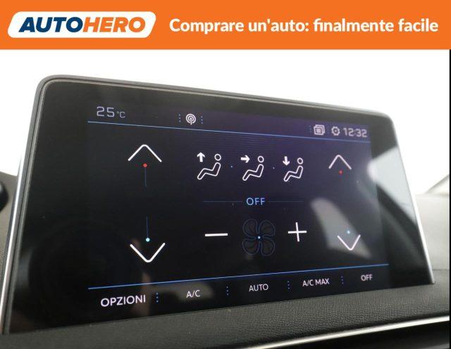 PEUGEOT 5008 BlueHDi 130 S&S Business