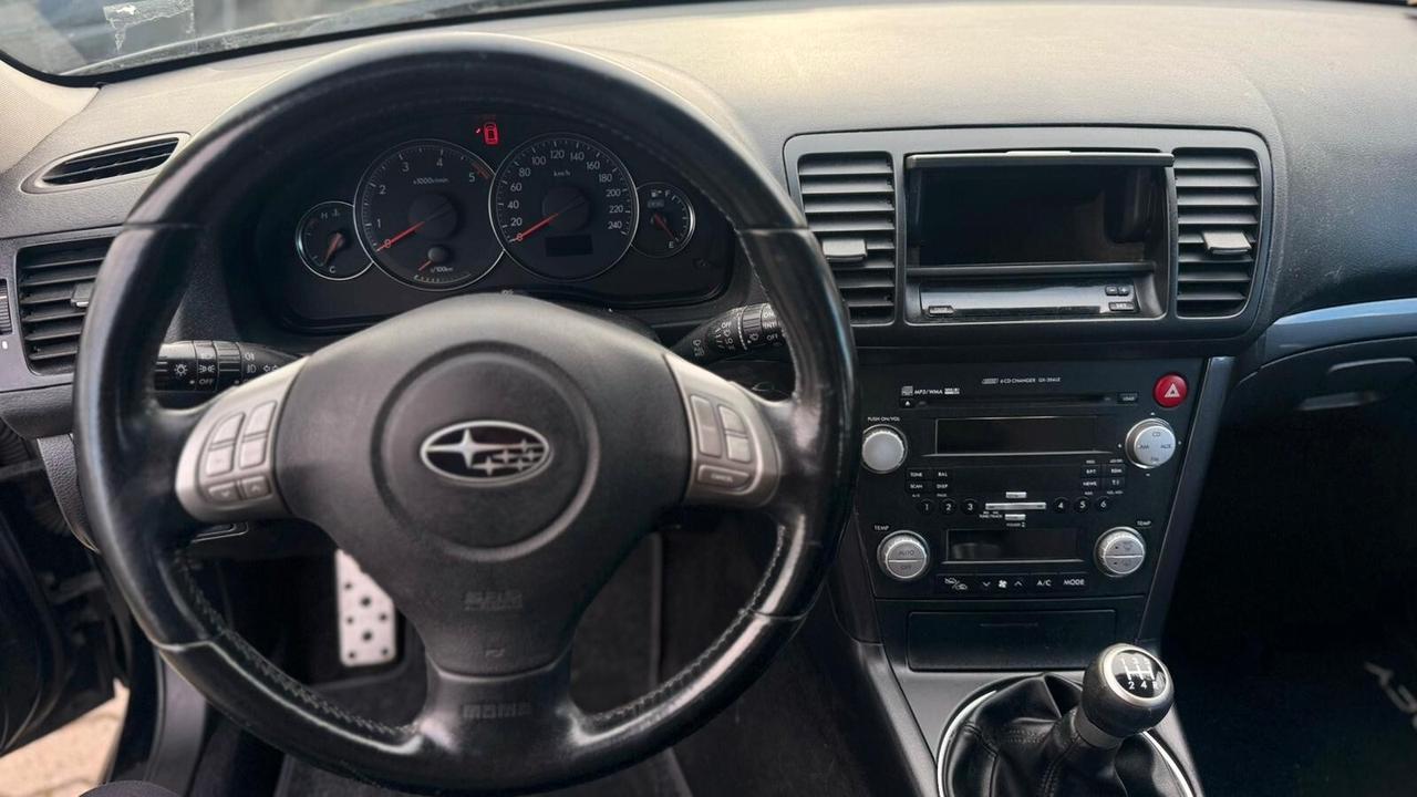 Subaru Legacy 2.0D 16V Station Wagon 2009