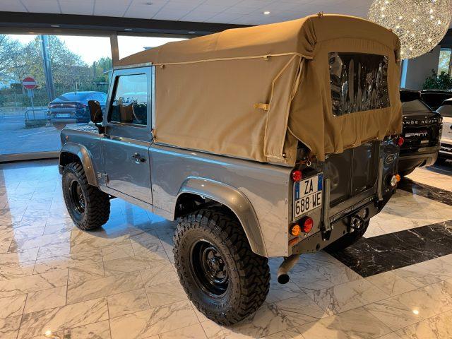 LAND ROVER Defender 90 2.4 TD4 SOFT TOP 122CV RESTOMOD