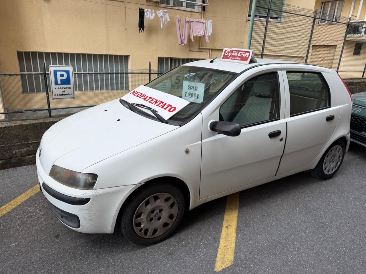 Fiat Punto 1.2i cat 5 porte EL