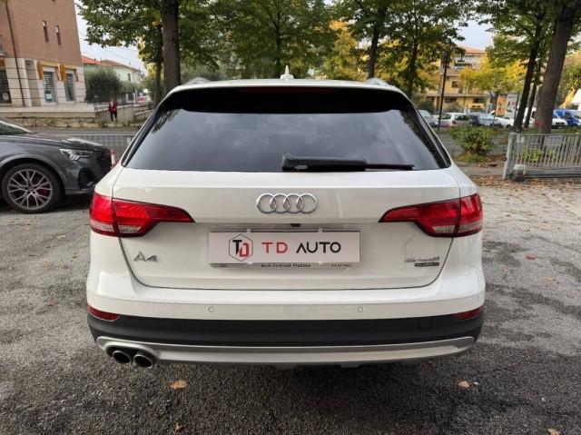 Audi A4 Allroad 2.0 TDI 150cv-Quattro-Business-Gancio-Telecamera