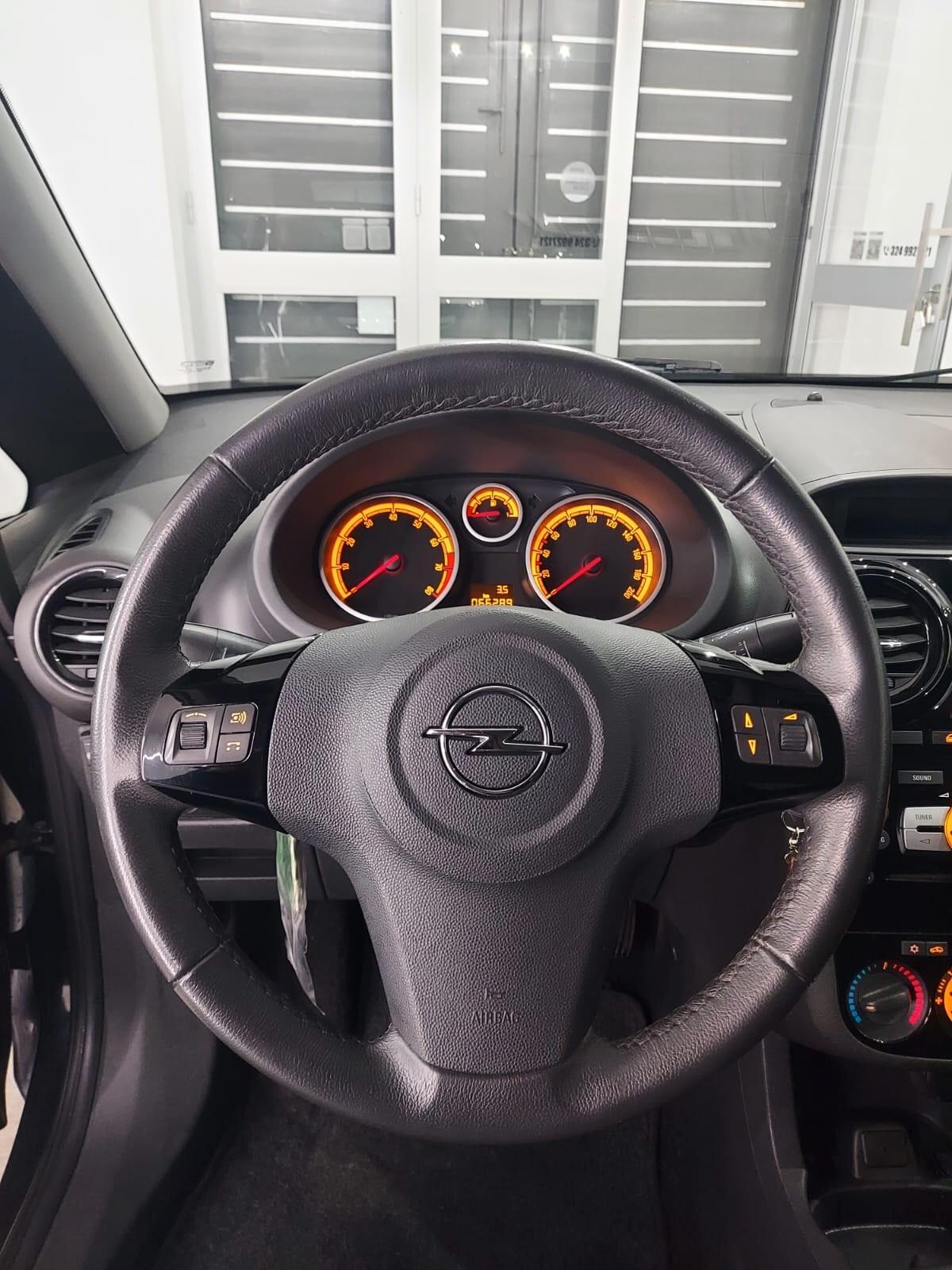 Opel Corsa 1.2 85CV 3 porte GPL-TECH Edition