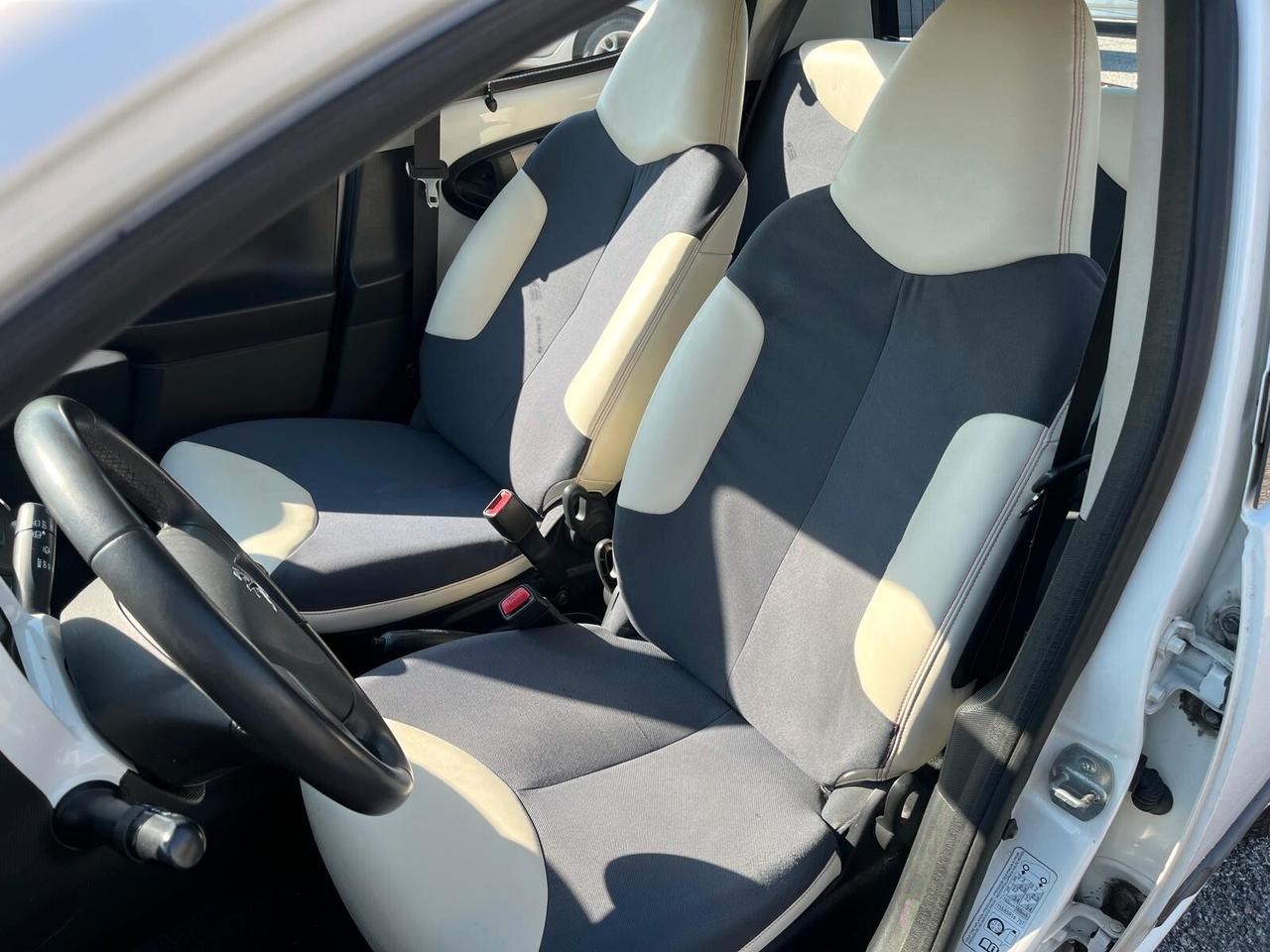 Peugeot 107 1.0 68CV 5p. Superga