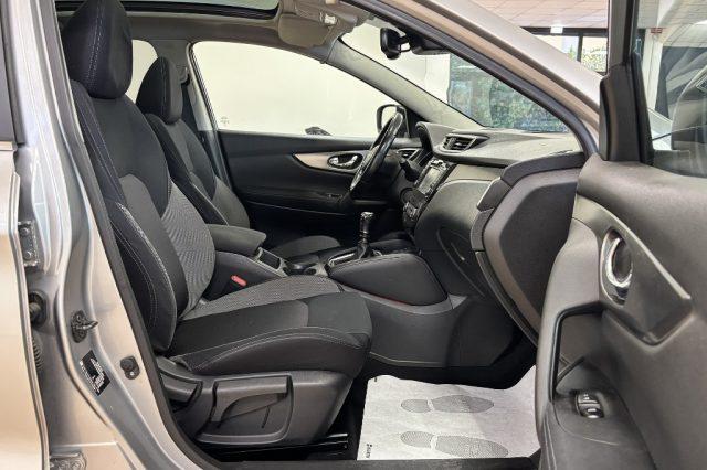 NISSAN Qashqai 1.5 dCi N-Connecta