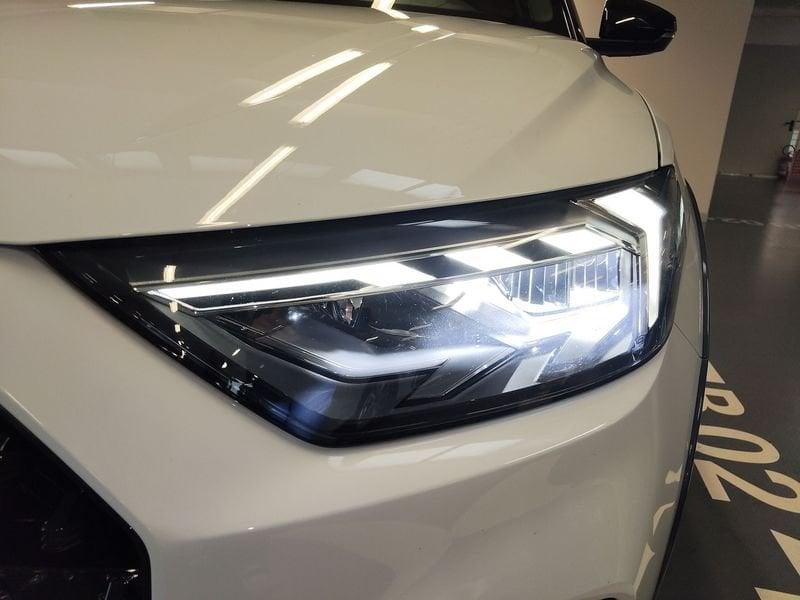 Audi A1 A1 allstreet 30 1.0 tfsi Identity Contrast 110cv s tronic