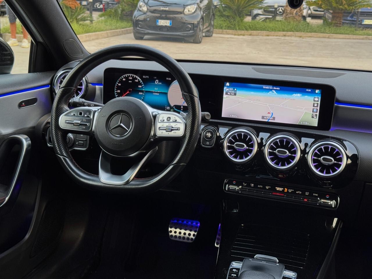 Mercedes-Benz A 180 d Premium AMG TETTO PACK LUCI