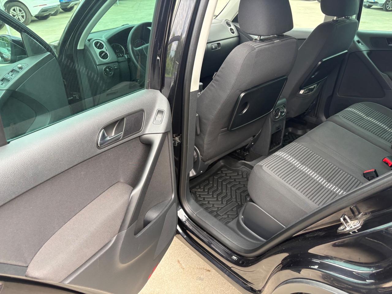Volkswagen Tiguan 2.0 TDI DPF 4MOTION Sport & Style