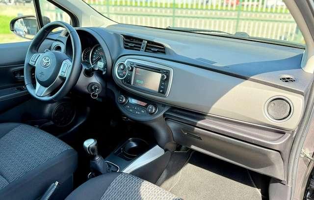 Toyota Yaris 2011 5p 1.0