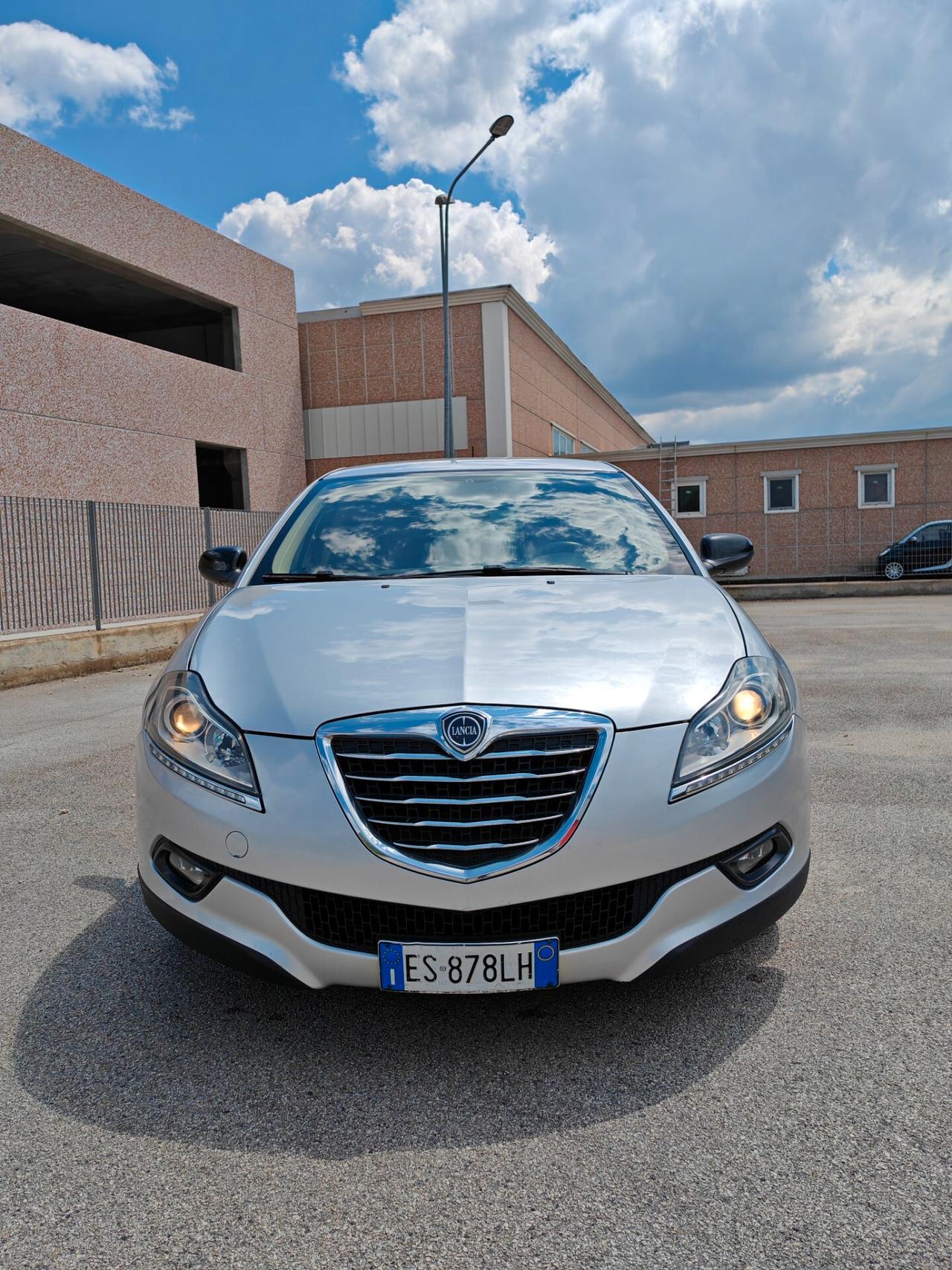 Lancia Delta 1.6 MJT DPF Gold