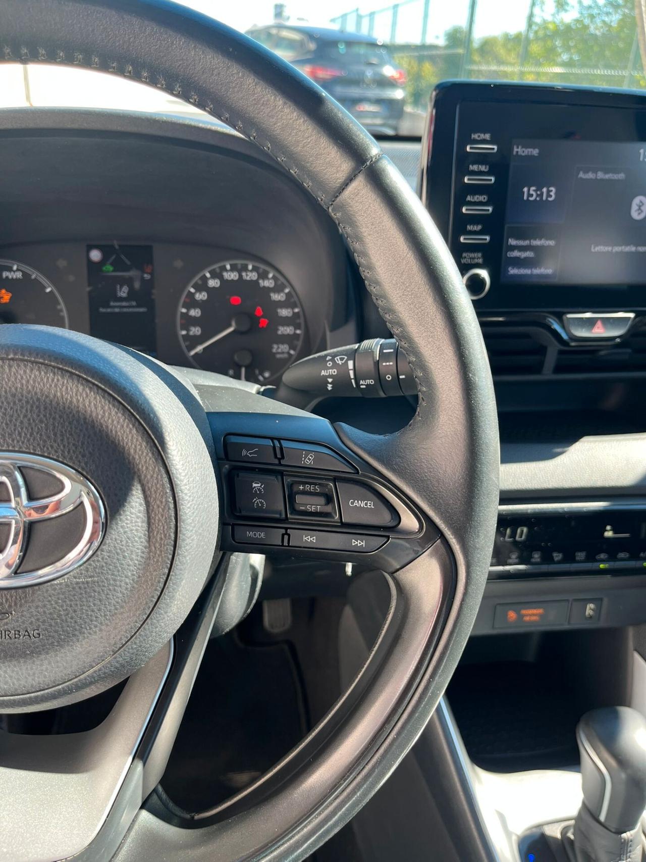 Toyota Yaris 1.5 Hybrid 5 porte Business