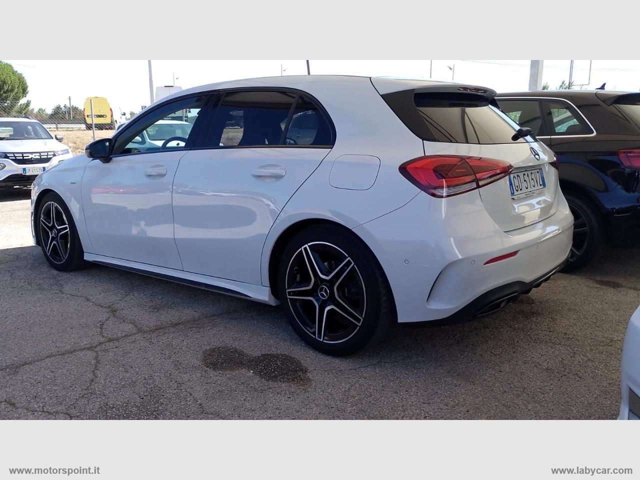 MERCEDES-BENZ A 180 d Automatic Premium AMG Line