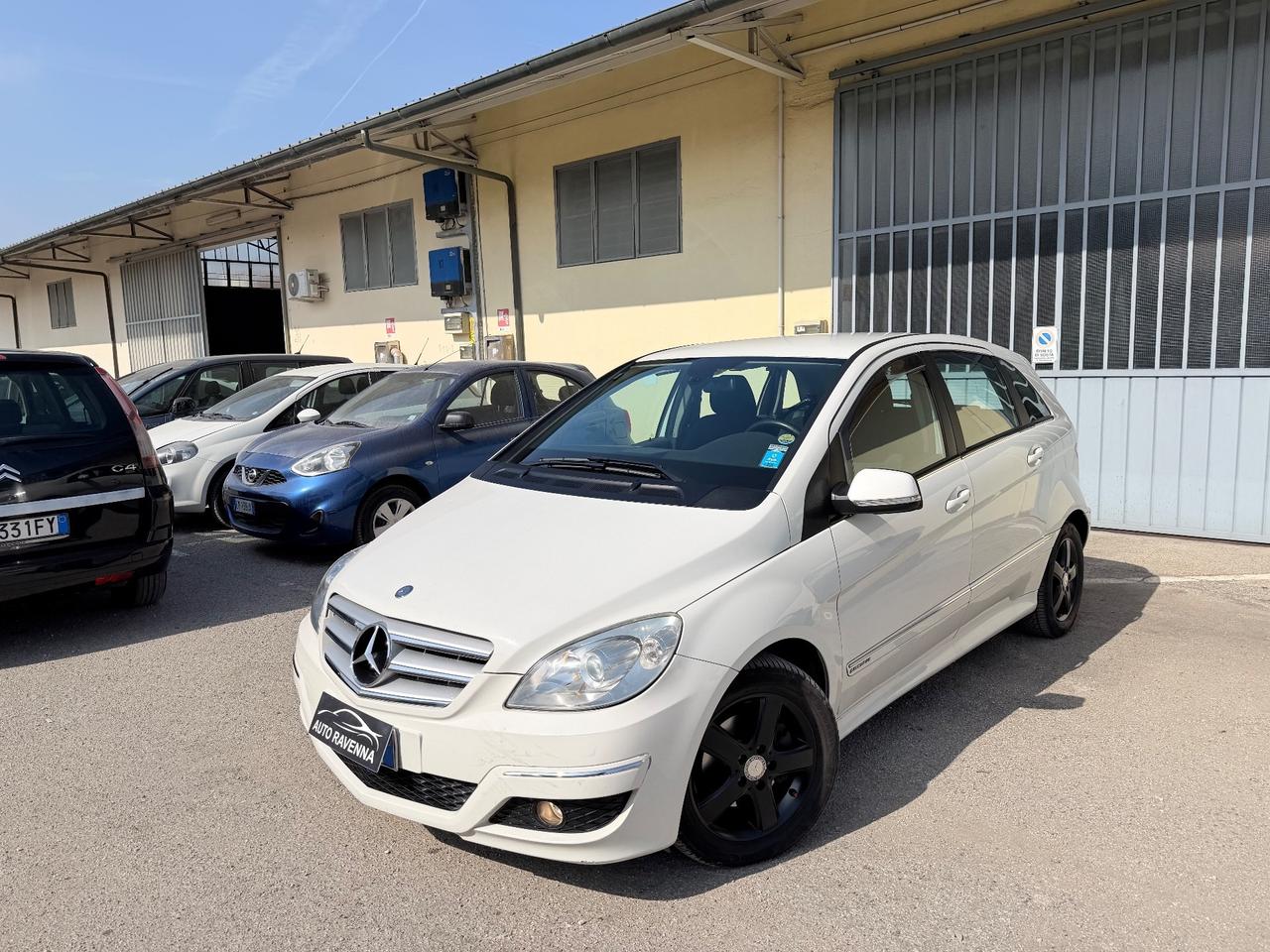 Mercedes-benz B 200 CDI Premium neopatentati