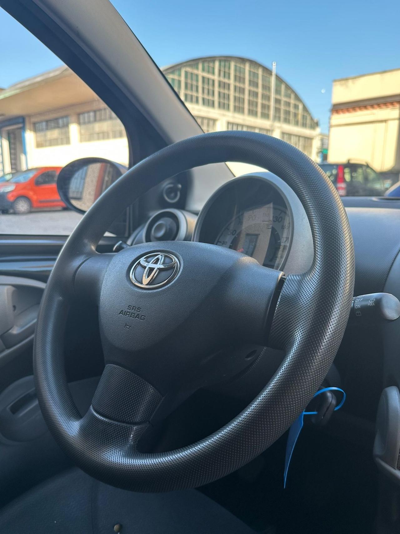 Toyota Aygo 1.0 12V VVT-i 5 porte Sol Connect