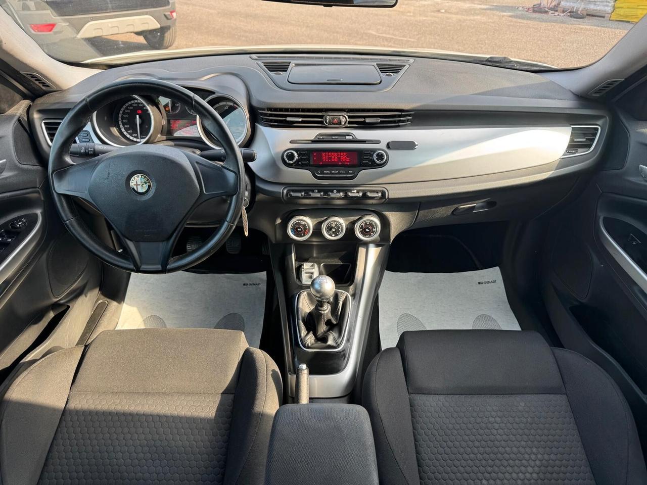 Alfa Romeo Giulietta 1.6 JTDM-2 105CV DISTINCTIVE 2012