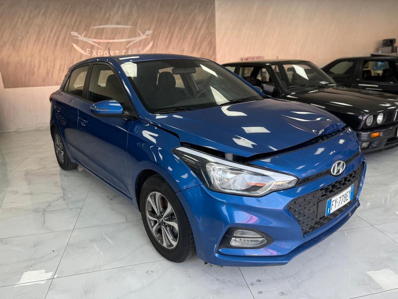 Hyundai i20 1.2 5 porte Econext Connectline - Danneggiata