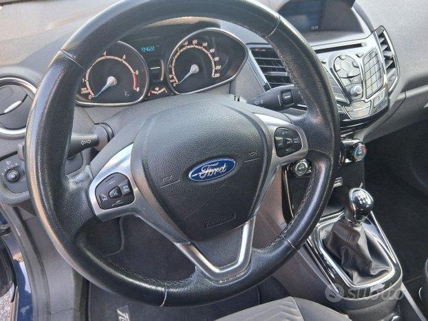 FORD FIESTA DISEL 1.5 ANNO 2015